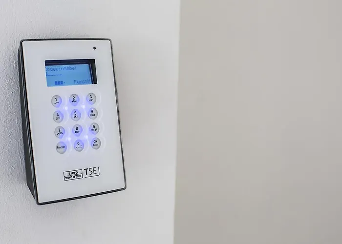 Hevals Grand Appartments Tempelhof Appartement *