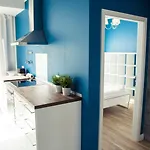 Hevals Grand Appartments Tempelhof Apartment Berlin