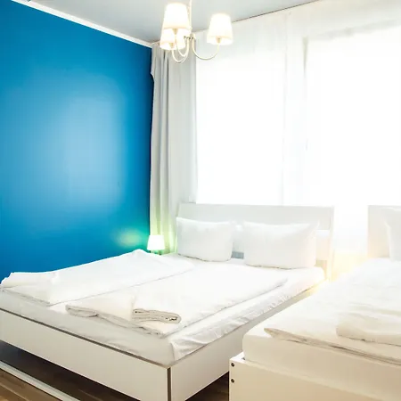 Hevals Grand Appartments Tempelhof * Berlino