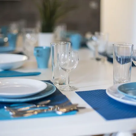 Hevals Grand Appartments Tempelhof * Berlino