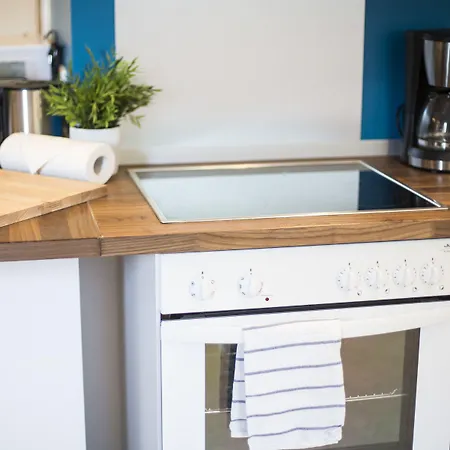 Hevals Grand Appartments Tempelhof Appartamento Berlino