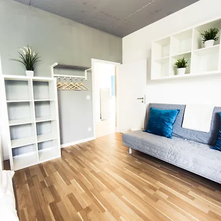 Hevals Grand Appartments Tempelhof Appartamento