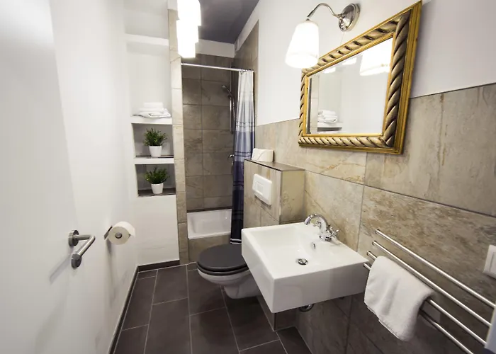 Hevals Grand Appartments Tempelhof *